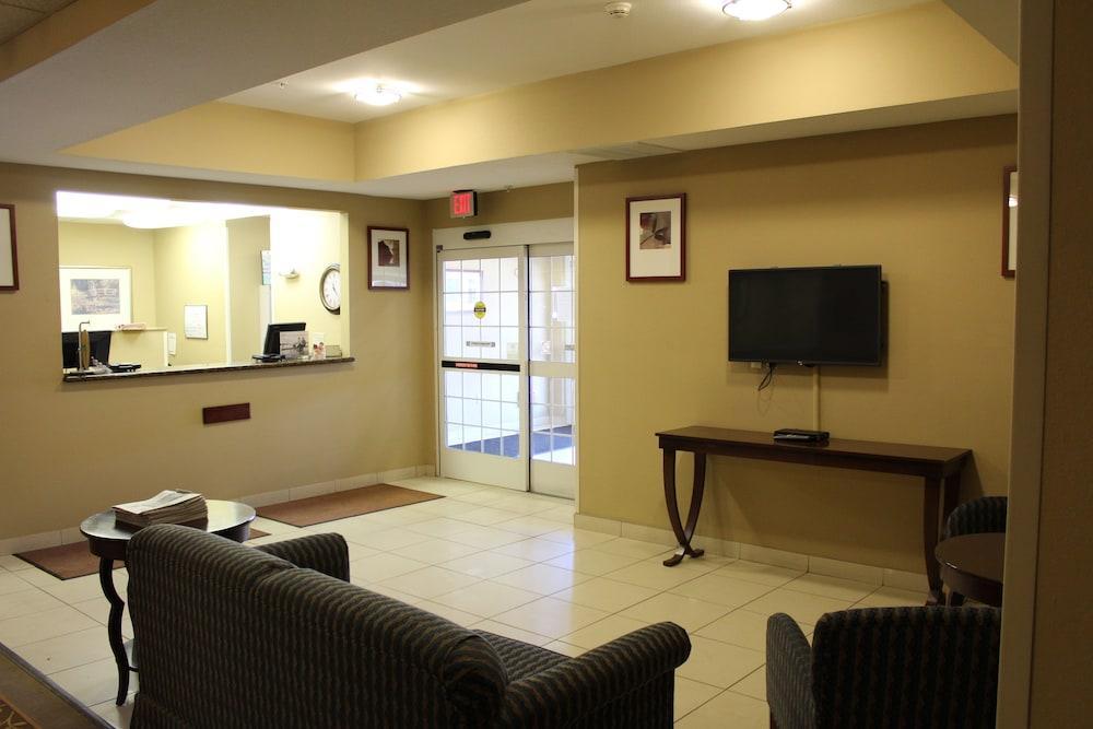 Candlewood Suites South Bend Airport, An Ihg Hotel Екстер'єр фото