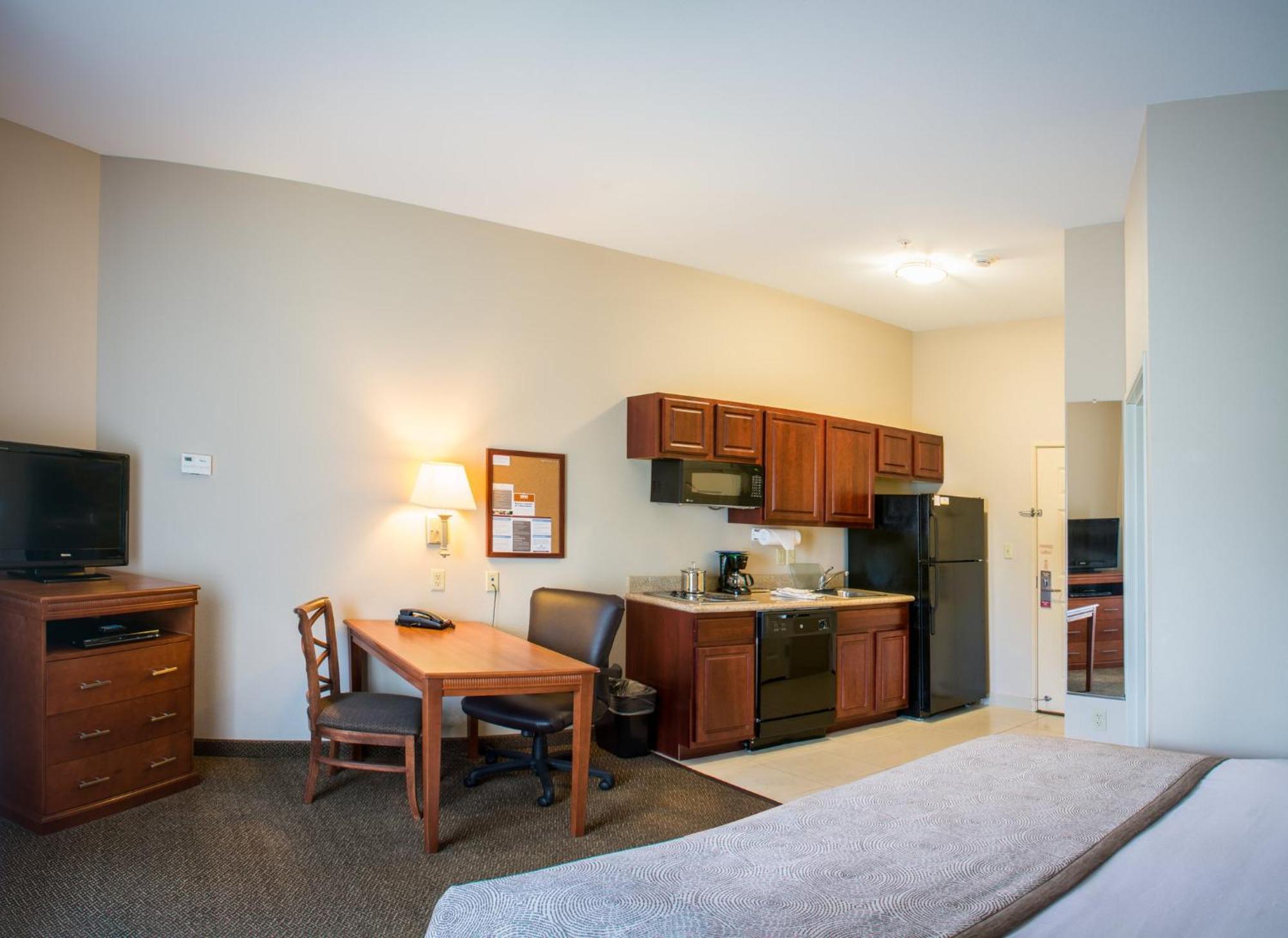 Candlewood Suites South Bend Airport, An Ihg Hotel Екстер'єр фото