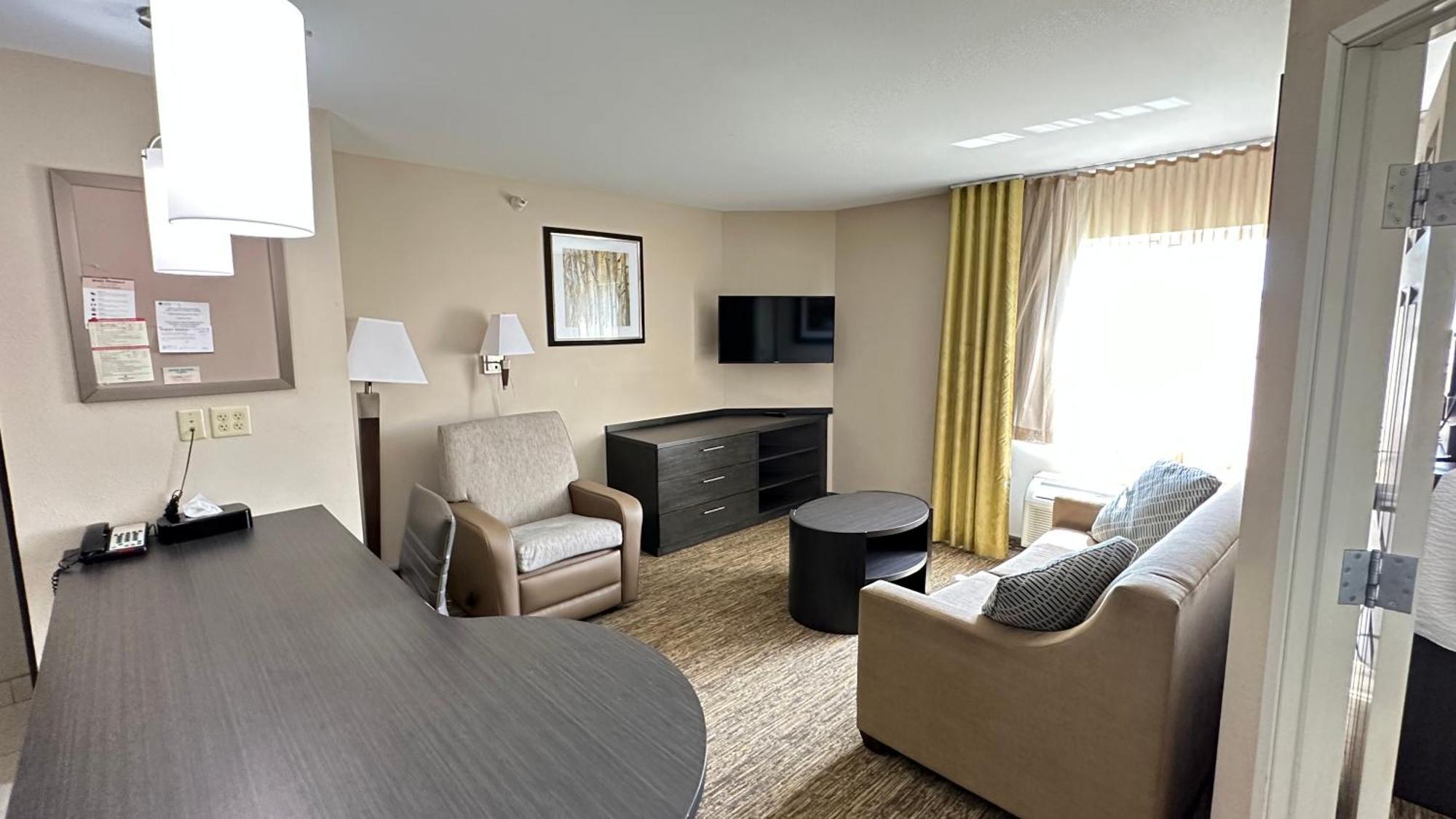 Candlewood Suites South Bend Airport, An Ihg Hotel Екстер'єр фото